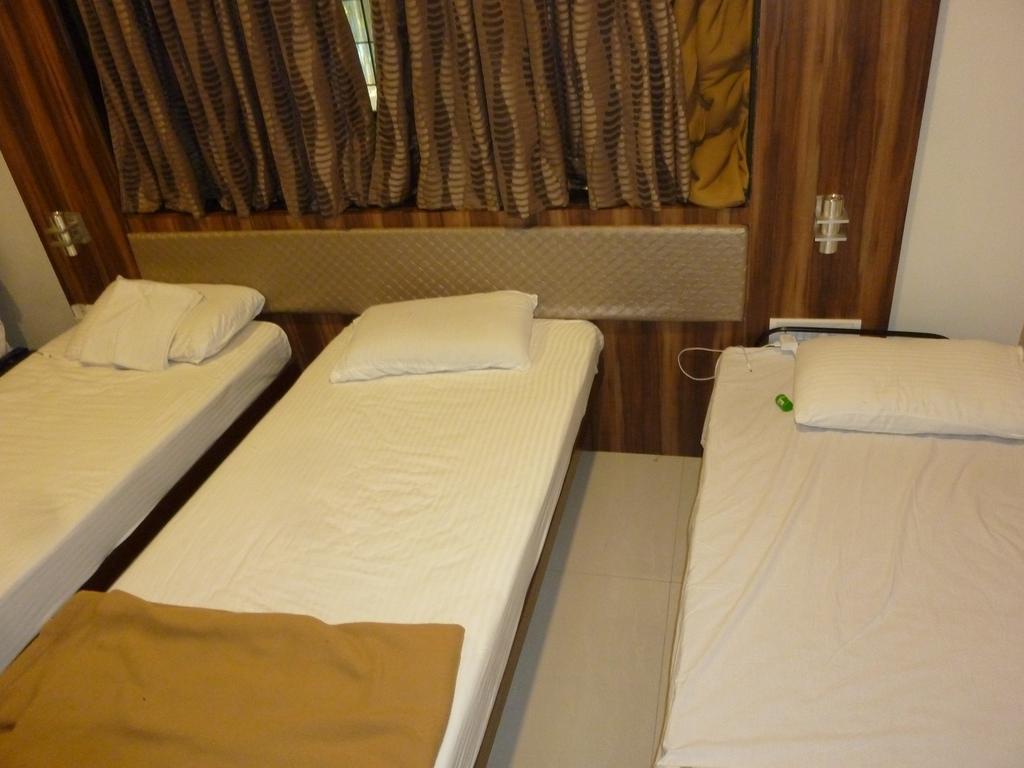 Hotel Karan Palace Mumbai