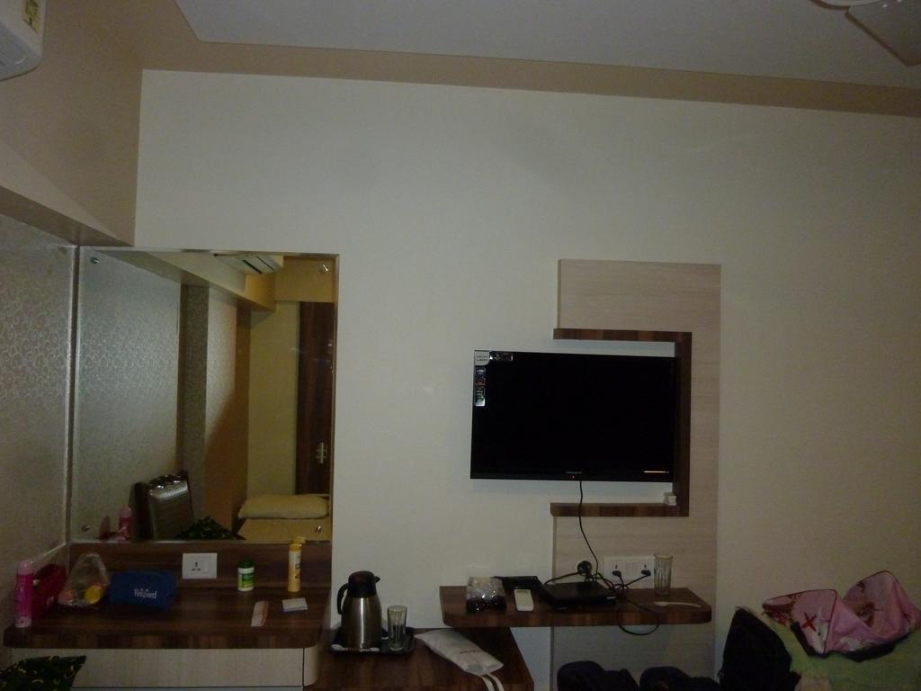 Hotel Karan Palace 3*