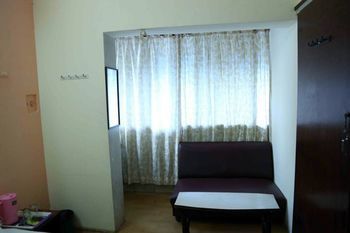 Hotel Kishish Kunj Mumbai