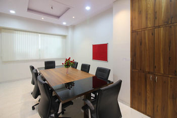 Fabhotel Address 3* Mumbai