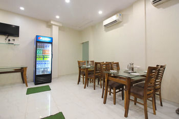Hotel Fabhotel Address Mumbai