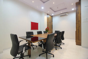 Fabhotel Address 3* Mumbai