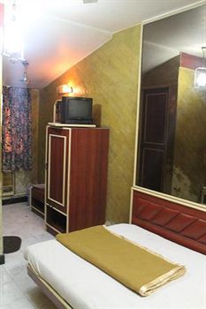 Everest Hotel Mumbai