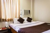 Hotel Oyo Santacruz West 3*