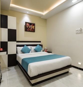 Kailash Park Boutique 2*
