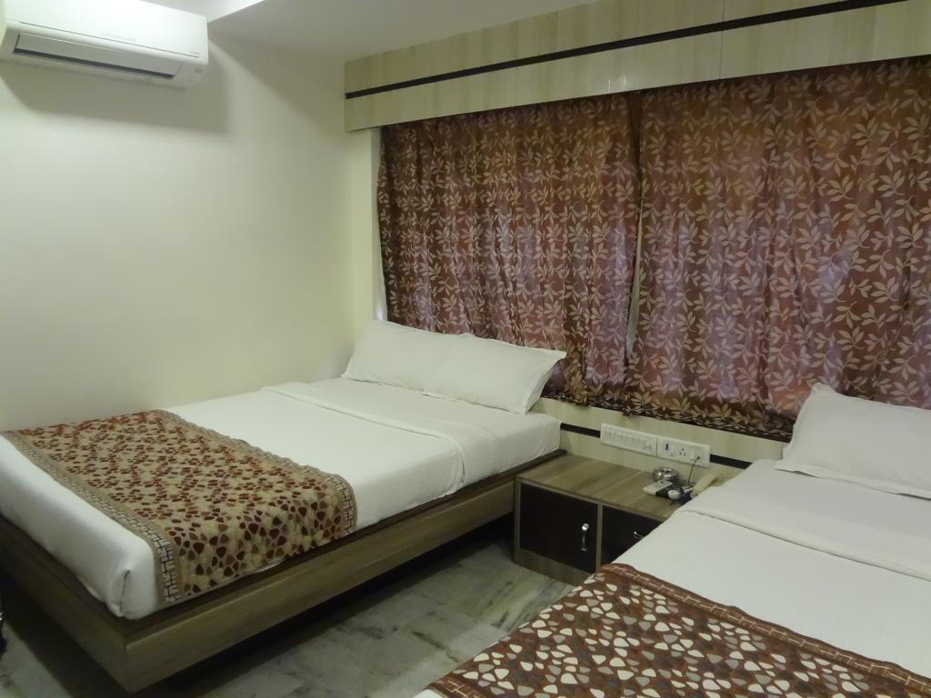 Hotel Oc Residency