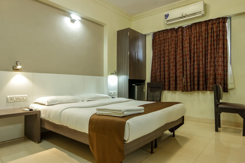 Unicontinental Hotel Bombaim