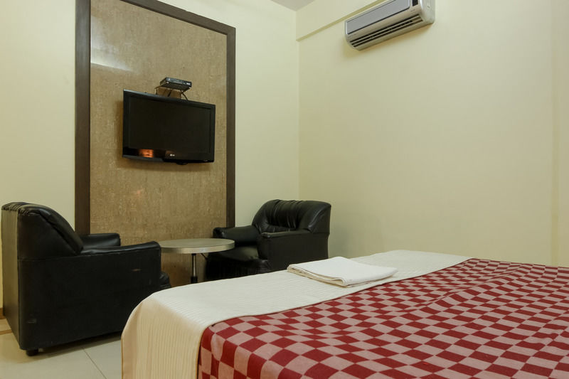 Unicontinental Hotel 2*