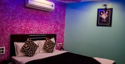Planet Plaza Hotel