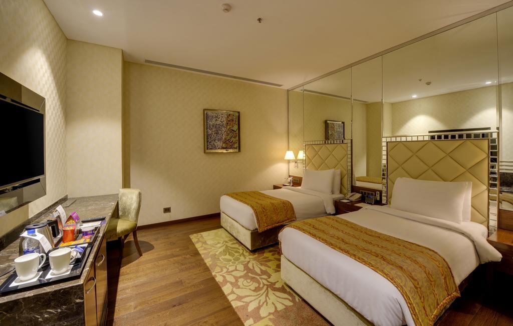 Hotel Niranta Transit Hotel Terminal 2 Arrivals/Landside 4*
