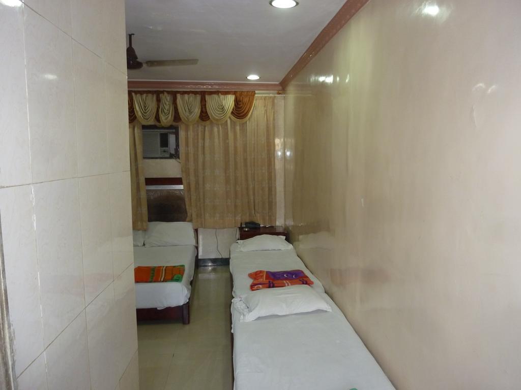 Hotel Jodiya - Near Cst Hotel