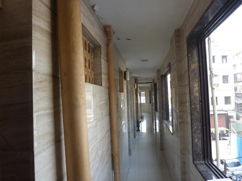 Hotel Hotel Jodiya - Near Cst 2*