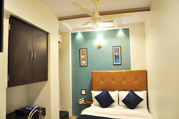 Inn Aksa Powai *