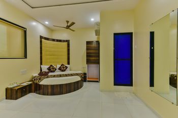 Garden Park Hotel