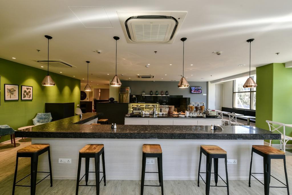 Capsule hotel Urbanpod