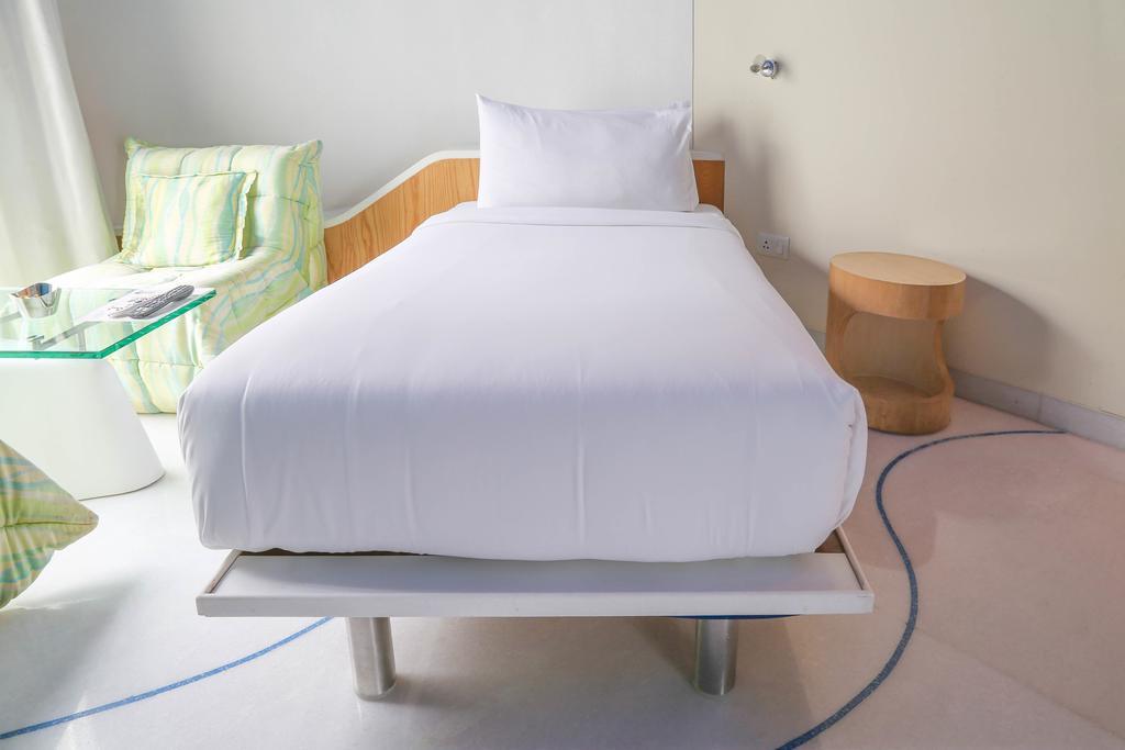 Waterstones Hotel 4*