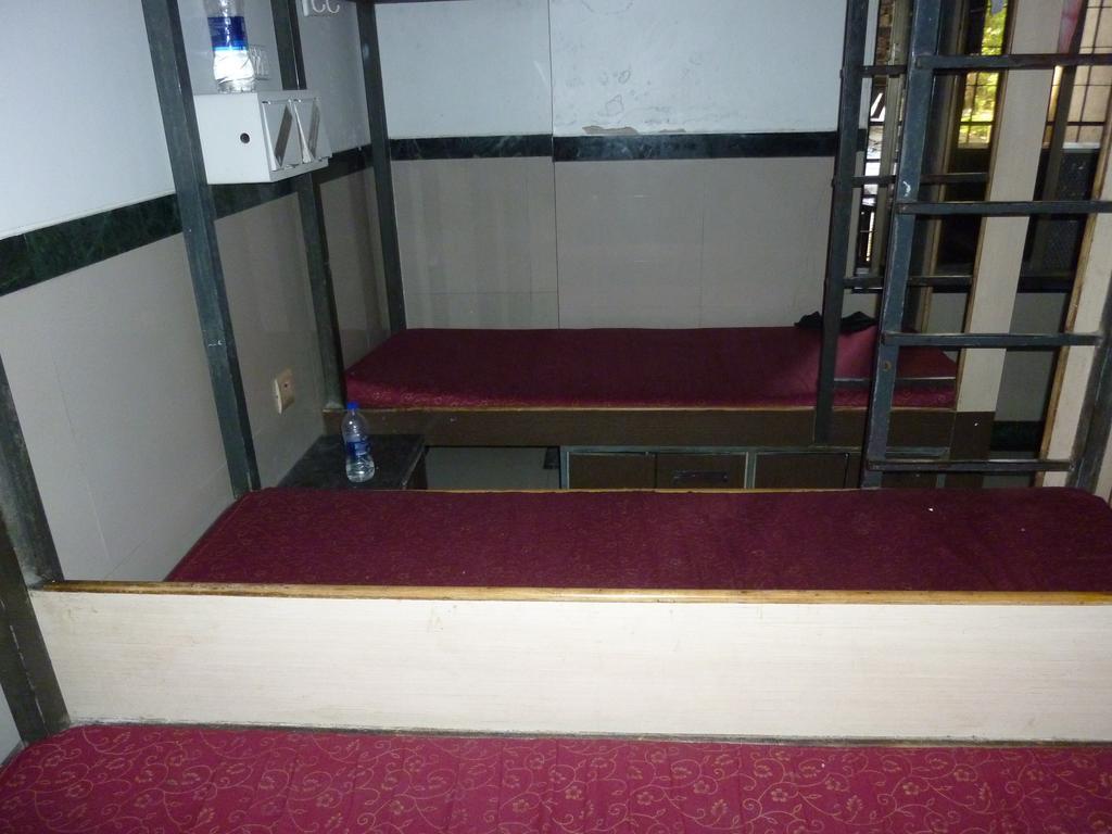 Guest house Basera *
