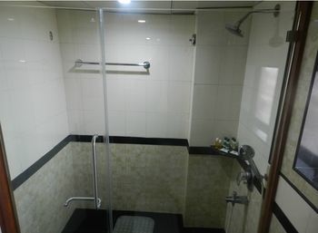 Hotel Emerald Htl And Executive 3*