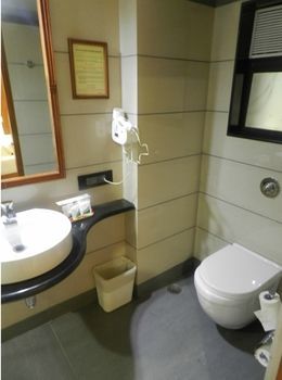 Emerald Htl And Executive Hotel Mumbai
