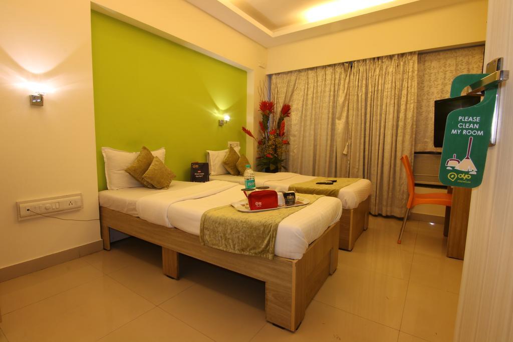 Oyo Premium Mumbai Saki Vihar Hotel