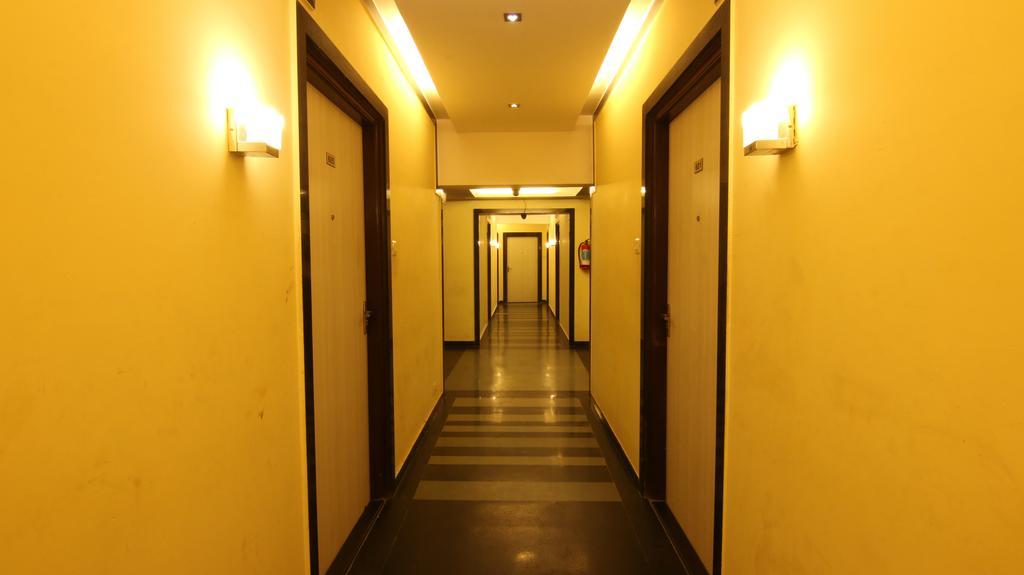 Oyo Premium Mumbai Saki Vihar Mumbai