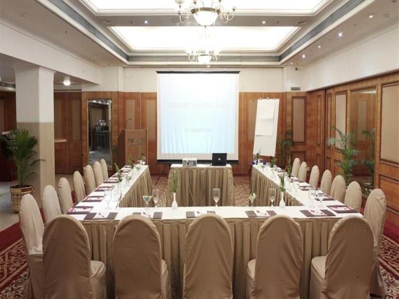 Hotel Ramada Plaza By Wyndham Palm Grove 5*