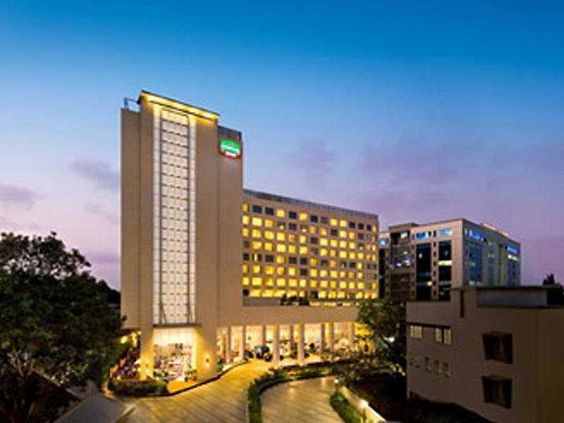 Hotel Courtyard By Marriott International Airport 5*