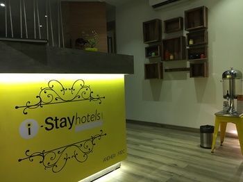 Hotel Click Andheri Midc