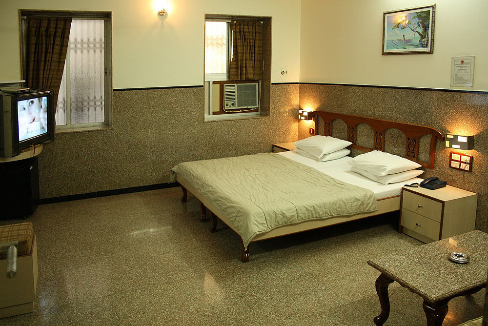 Royal Castle Hotel