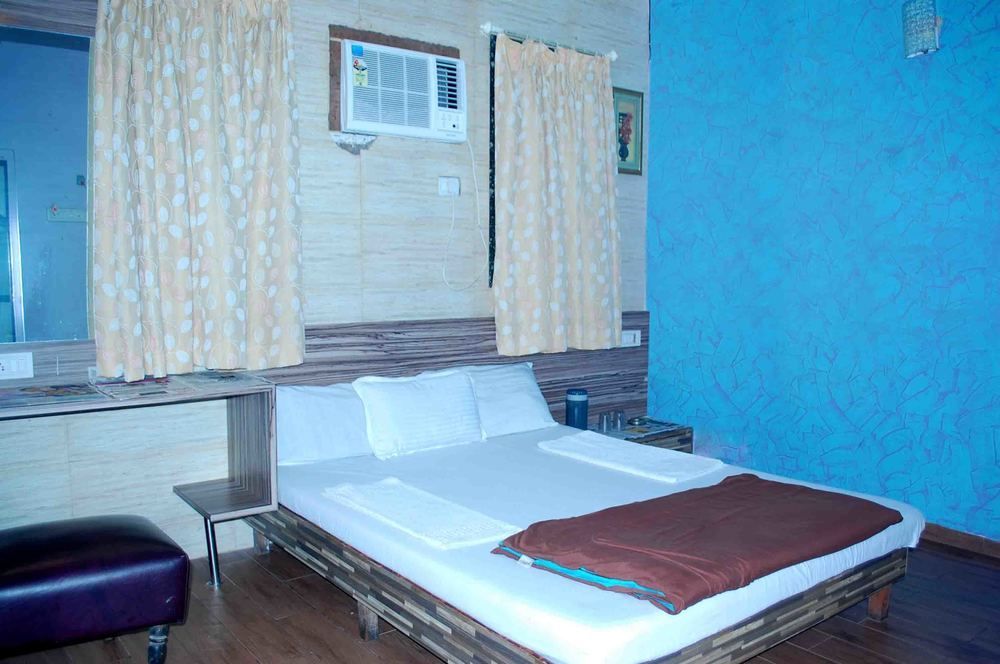 New India Hotel 3*