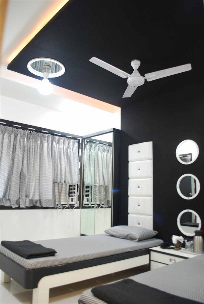 Hotel Nice Guest House Mumbai