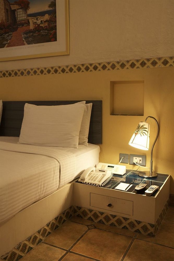 The Gordon House Hotel, Colaba Hotel Mumbai