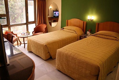 Hotel Ramee Guestline Dadar 4*