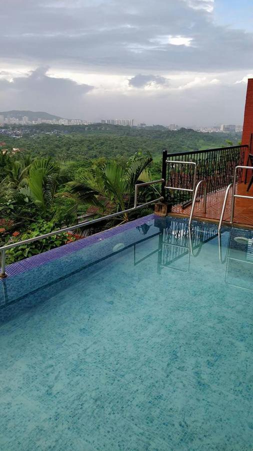 Holiday home 311, Royal Palms Mumbai