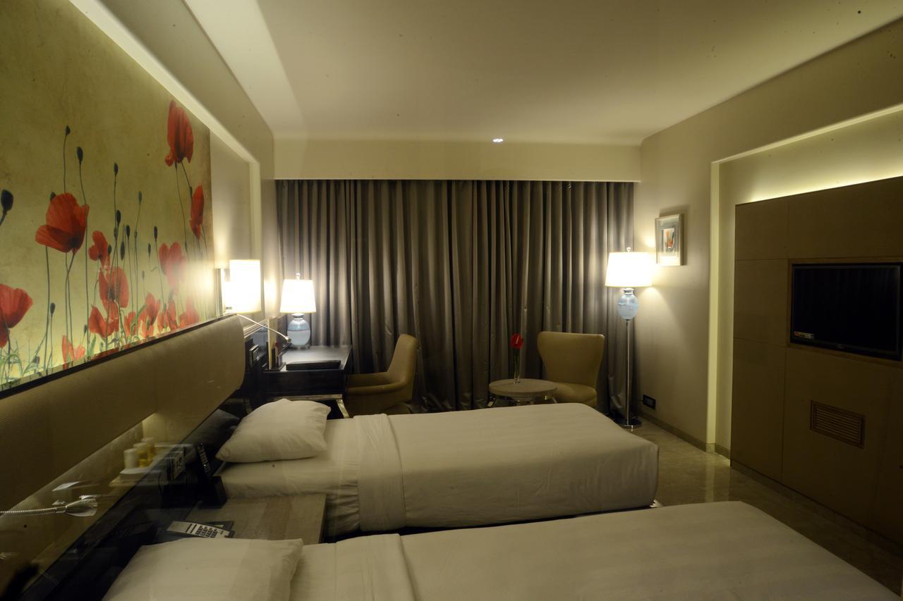 Sai Palace Grand, Malad