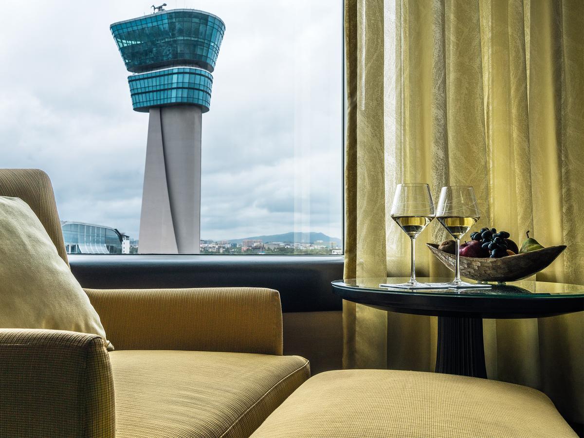 Taj Santacruz Hotel 5*