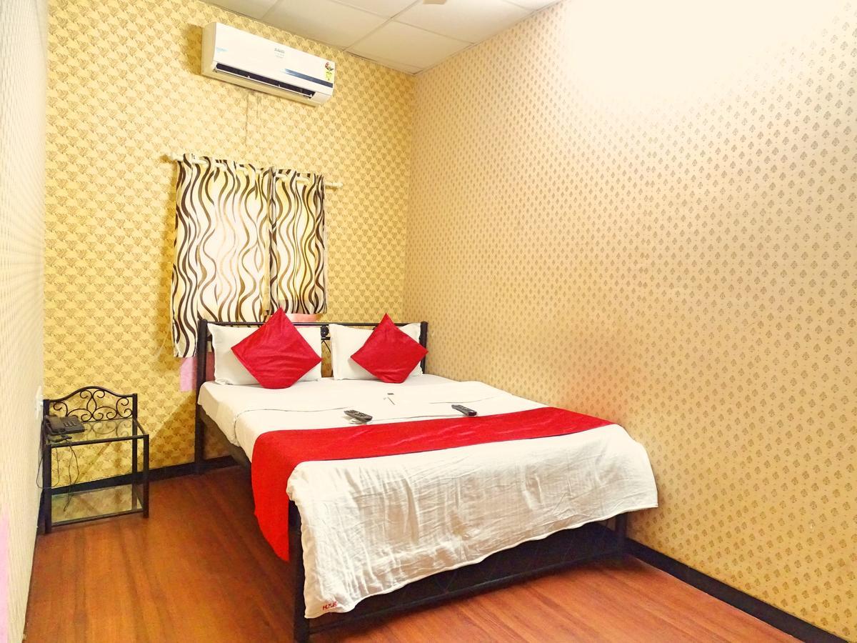 Hotel Star Residency