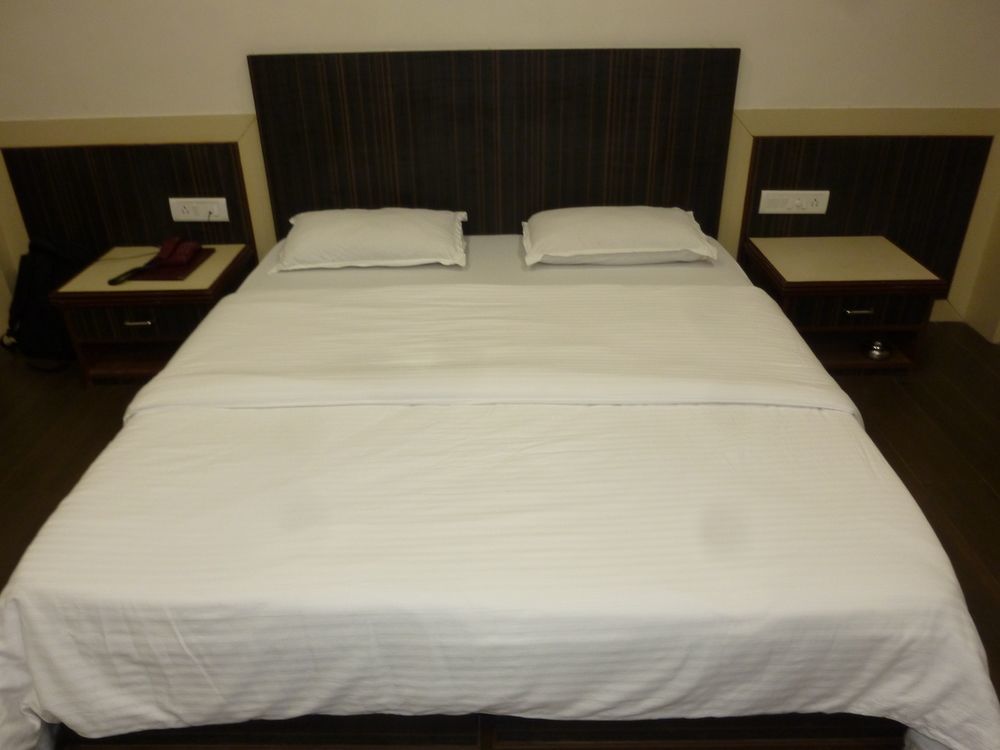 Point Dadar 2*