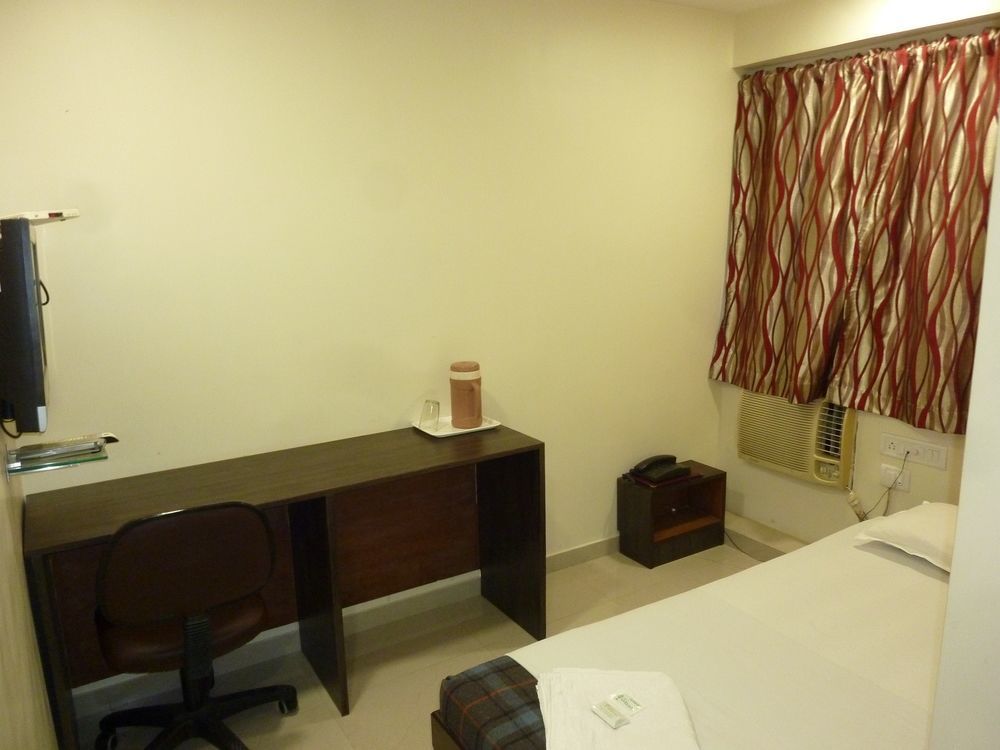 Point Dadar 2*