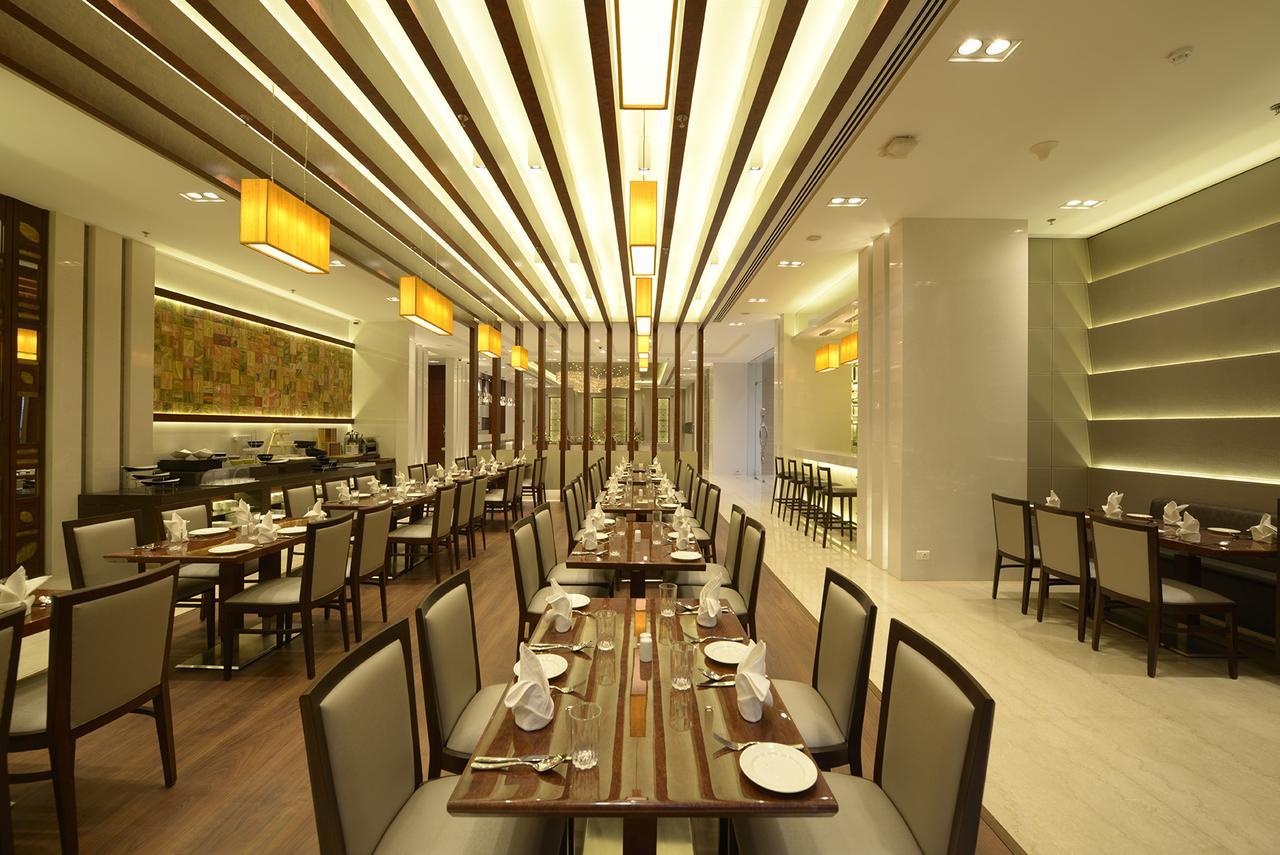 Hotel Genesis Near Airport 4*