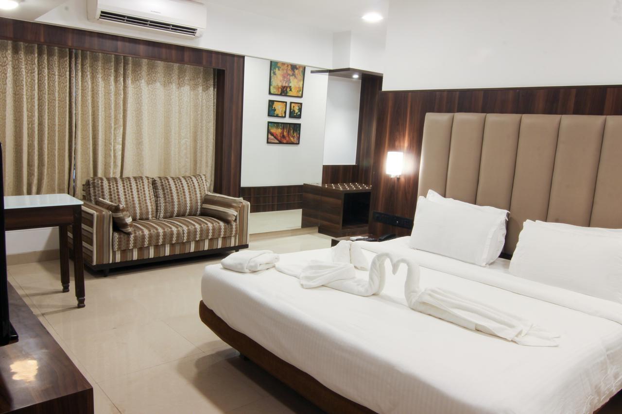 Golden Chariot The Boutique Mumbai