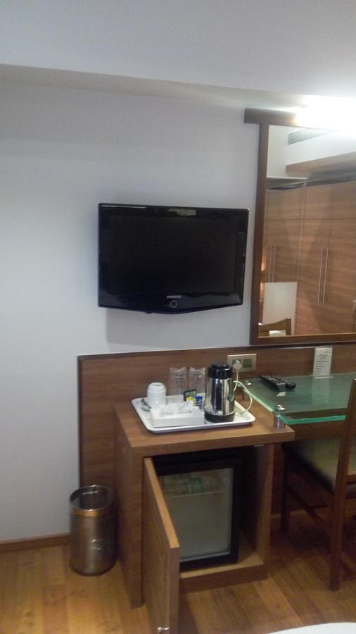 The Royal Orchid Hotel, Chembur Mumbai