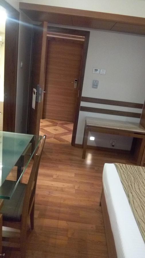 The Royal Orchid Hotel, Chembur Hotel 3*