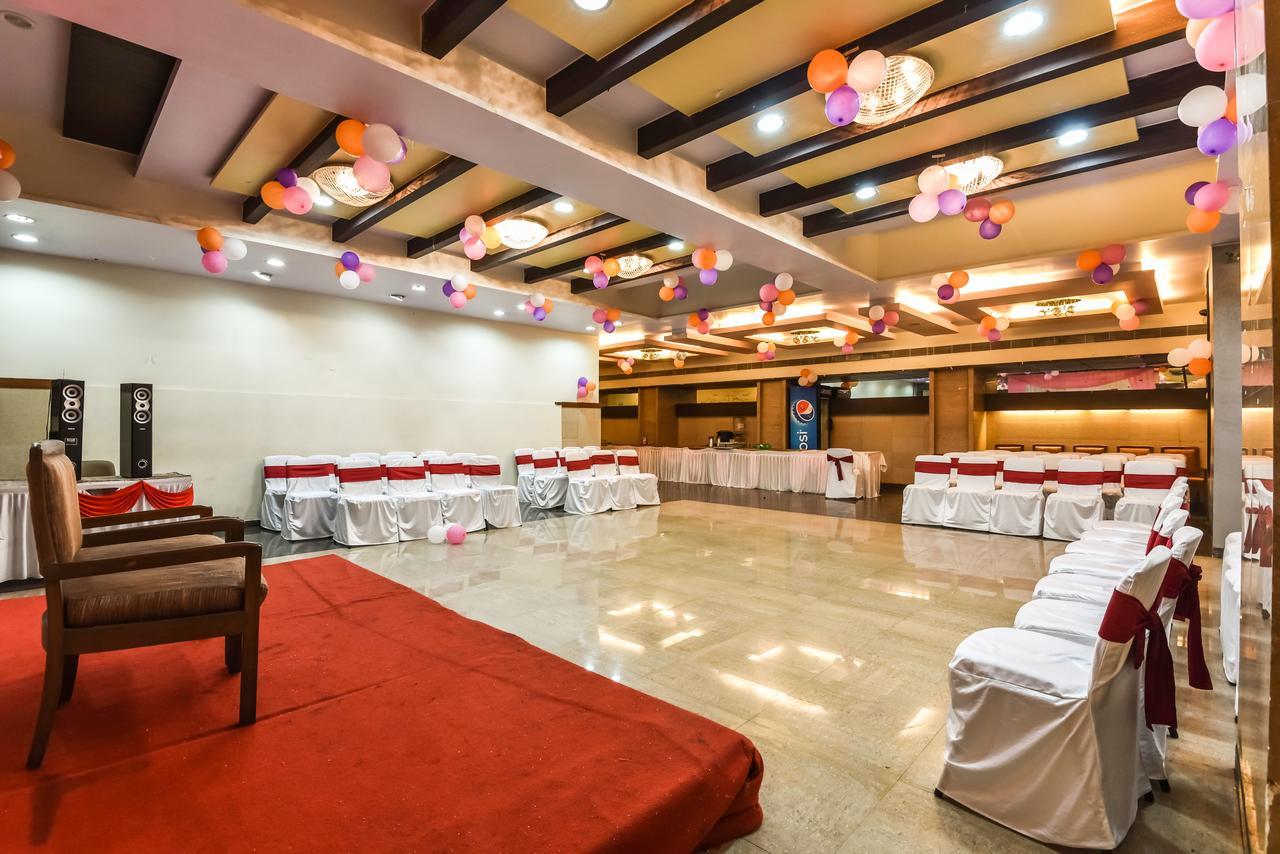 Dhiraj Hotel Mumbai
