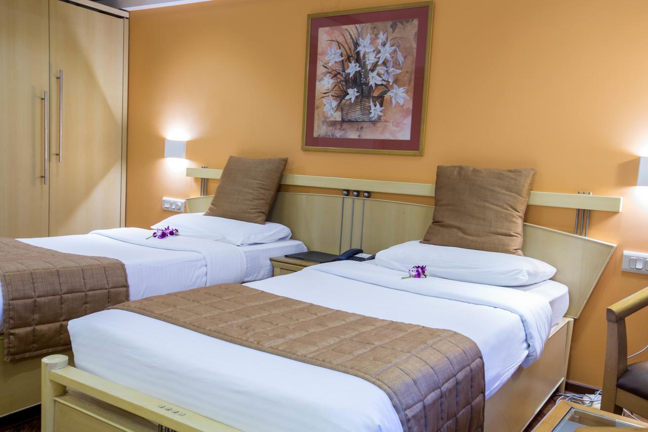 The Royal Orchid Hotel, Chembur Hotel Mumbai