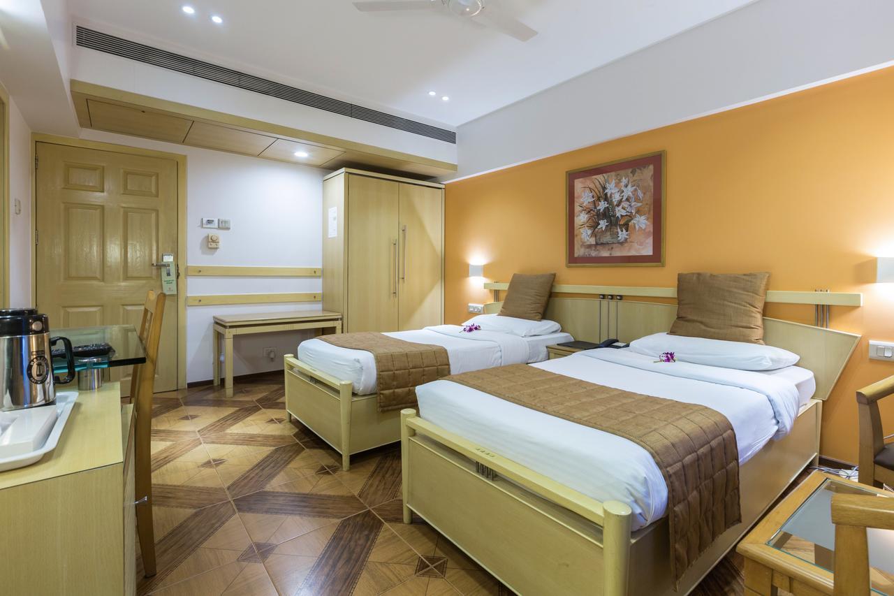 Hotel The Royal Orchid Hotel, Chembur 3*