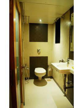Vista Near Marine Lines Station 3* Mumbai