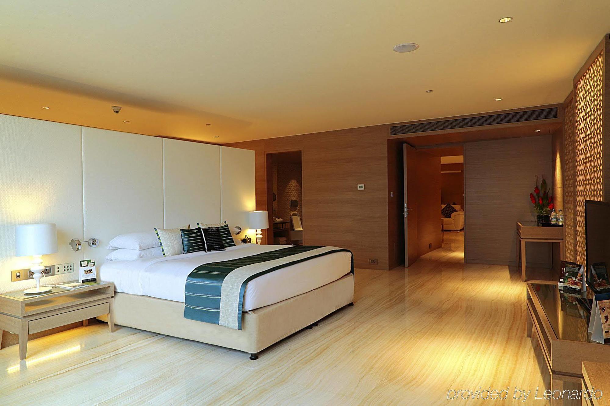 Sahara Star Hotel