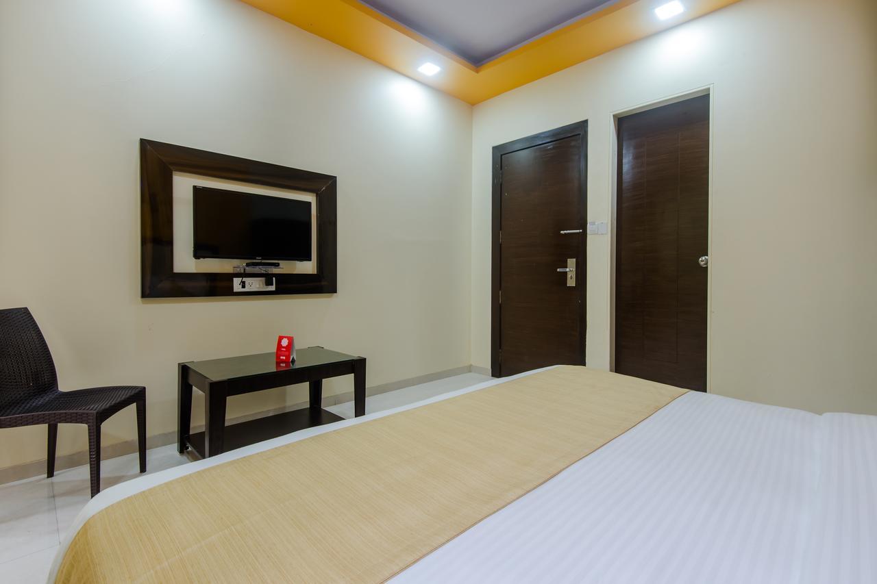 Oyo 9326 Om Sai Residency 3* Mumbai