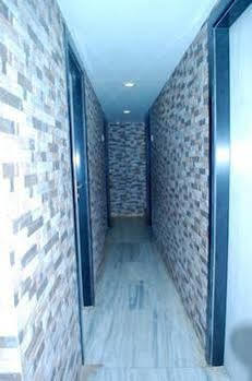 Hotel New India 3*